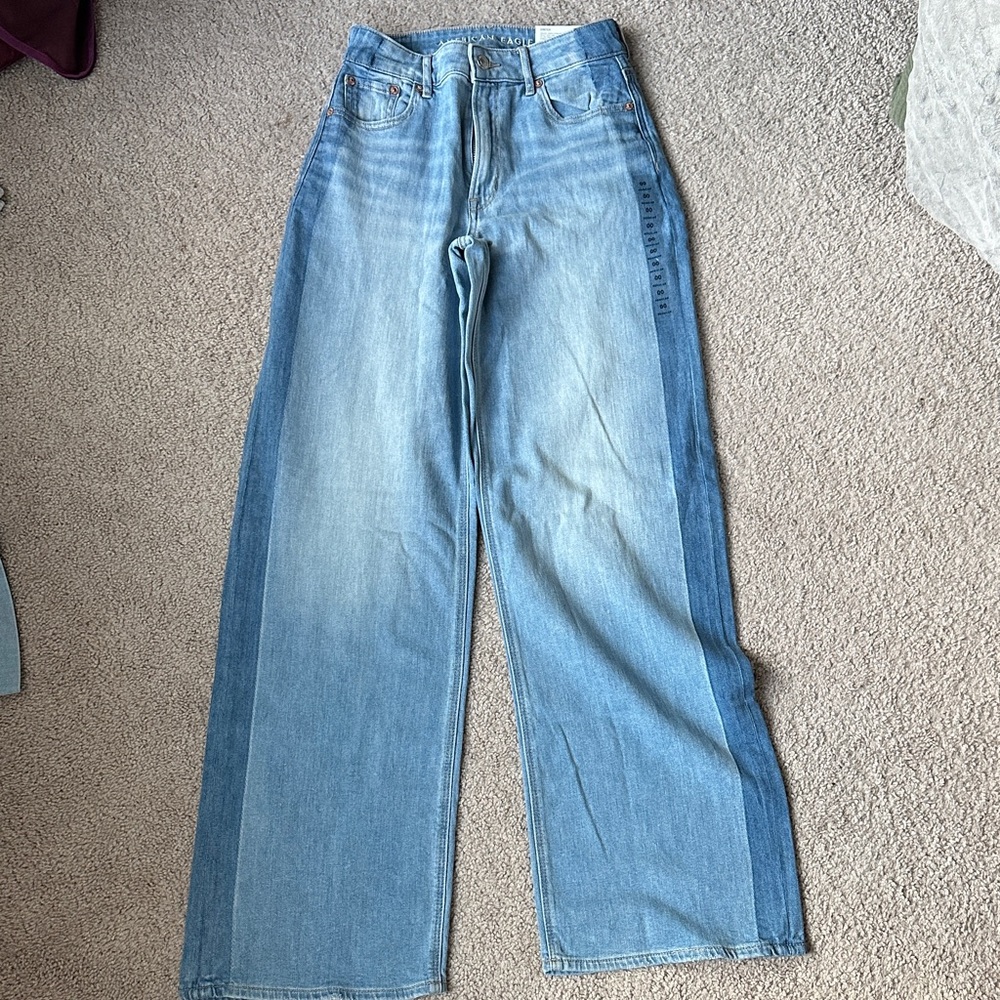 American Eagle Outfitters Women’s Light Blue Baggy Wide Jeans - Picture 6 of 10